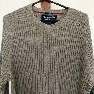 Abercrombie & Fitch V-Neck Sweater